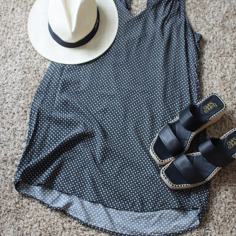 Old Navy Black and White Pattern Swing Dress sz L